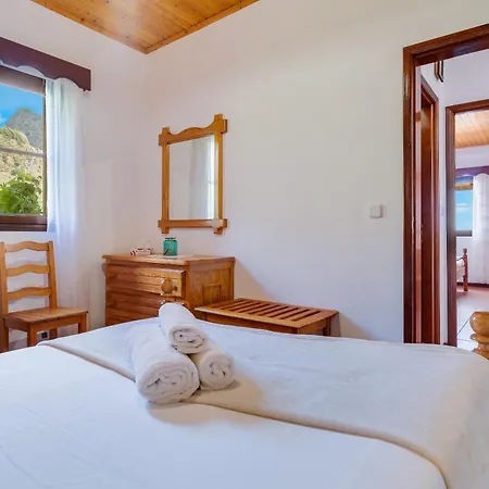 Maiata House By Madeira